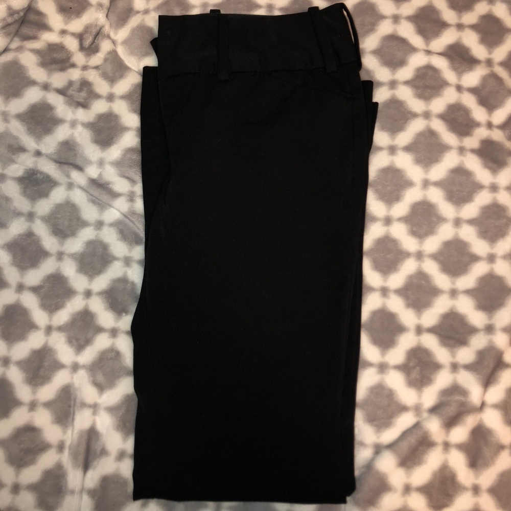 Women's size 5/6 black slacks